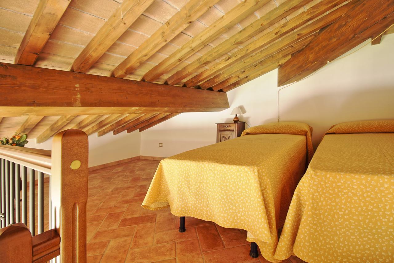 Podere Tre Cipressi Campiglia Marittima Exterior foto
